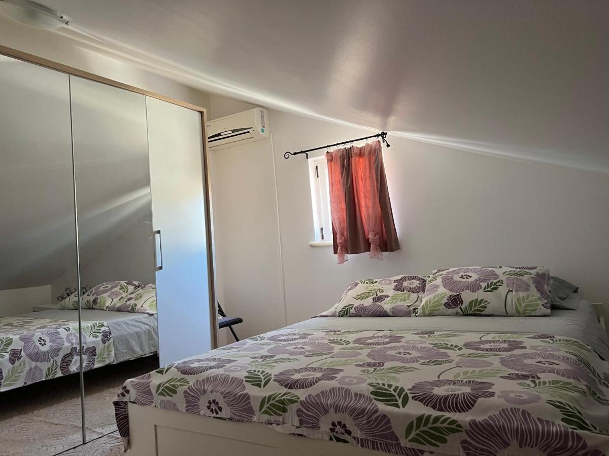 Casa Dolcevita Šibenik Esterno foto